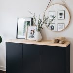 Un bufet decorat cu oglinzi mici: Idei pentru a decora si a pune deasupra bufeturilor